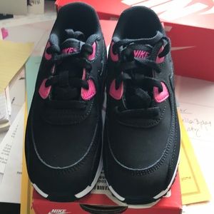 Nike Air Max 90 LTR 10C black pink white NIB!